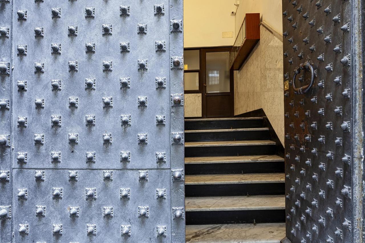 Appartamento Alla Cattedrale Di San Lorenzo By Wonderful Italy Gênes Extérieur photo